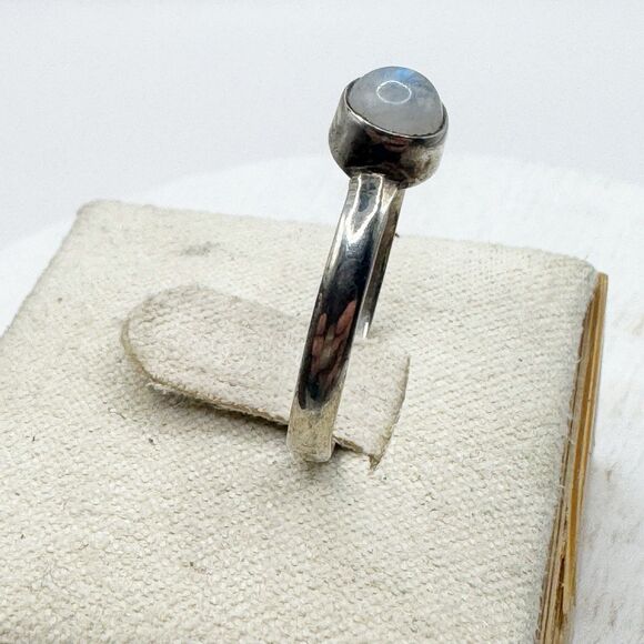 Sterling Silver Moonstone Ring Dainty Cabochon Boho Size 7 Natural Stone Jewelry - Picture 7 of 11
